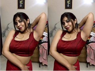 Today Exclusive- Sexy Desi girl Shows her Boobs part 3