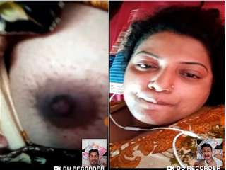 Exclusive- Desi Bhabhi Showing Her Boobs to lover in video call