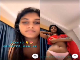 Sexy Desi Models Shows Boobs part 1