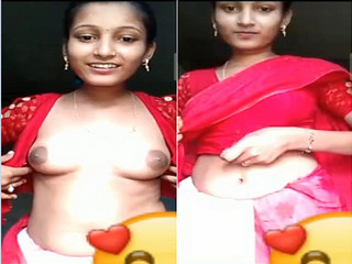Desi Girl Shows Boobs For Lover part 2