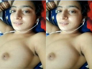 Horny paki Girl Shows Nude Body and Fingering Part 2