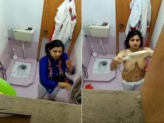 Today Exclusive- Super Hot look Pak Girl Bathing Record by HiddenCam