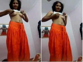 Today Exclusive- Sexy look Desi Girl Wearing Cloths After Sex