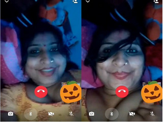 Exclusive- Horny Indian School Teacher Showing Her Boob On video Call
