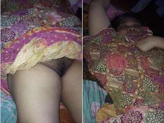 Today Exclusive- Desi Sleeping Wife pussy Capture By Hubby