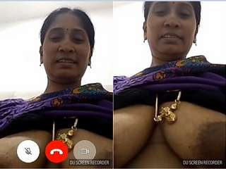 Today Exclusive- Horny Desi Bhabhi Showing Her Big Boobs On Video Call