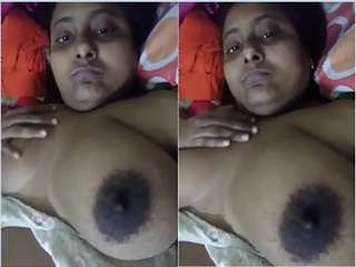Today Exclusive- Horny Desi Wife Play with Her Big Boobs Part 1
