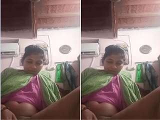 Today Exclusive- Desi Village Bhabhi Play with Her Pussy Part 1