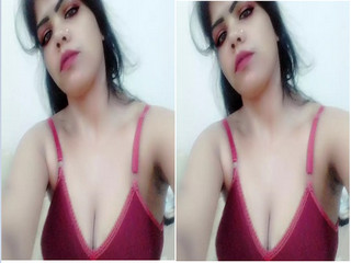 Exclusive- Horny Indian Girl Musterbate Cucumber