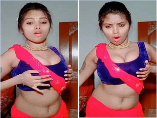 Exclusive- Desi Girl exposing Her Big Fucking Boobs